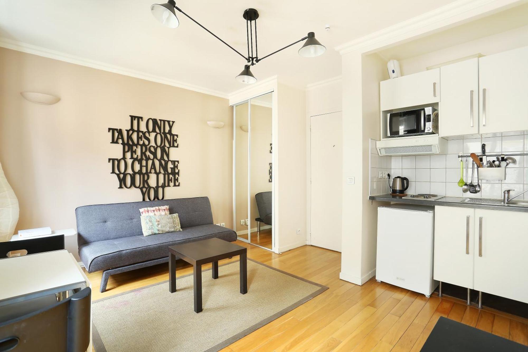 Pick A Flat'S Apartments In Batignolles - Rue Biot 巴黎 外观 照片