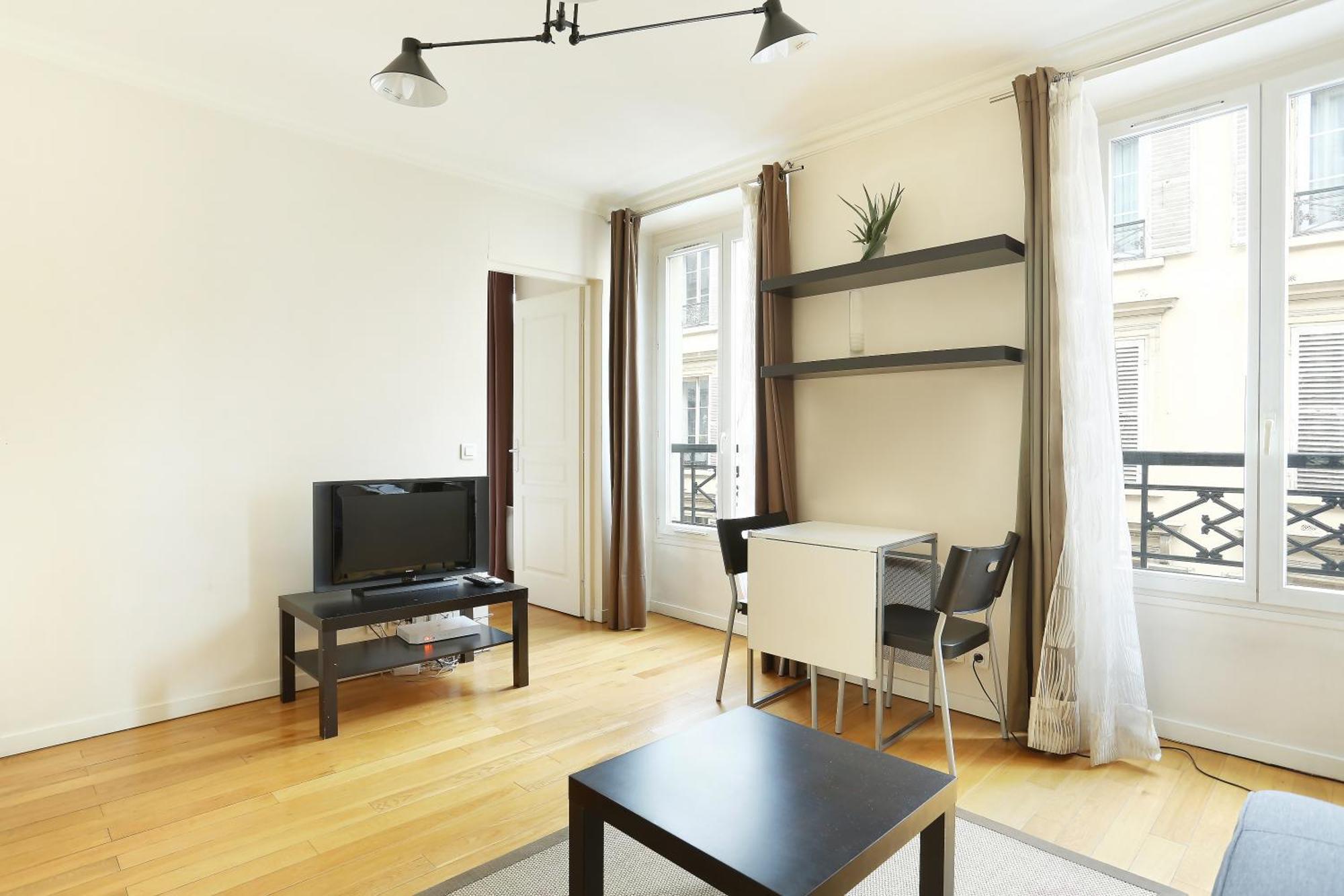 Pick A Flat'S Apartments In Batignolles - Rue Biot 巴黎 外观 照片